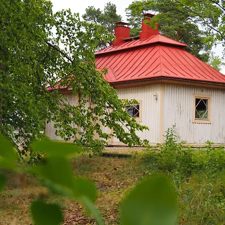 Kivisaari * Helsinki
